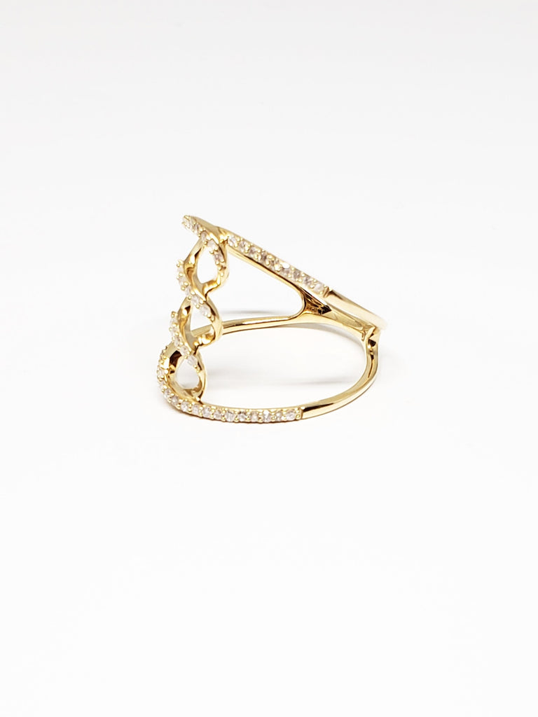  10 K Yellow Gold Open Twist Ring with Diamonds
