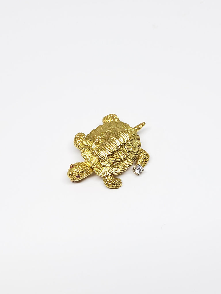  14 K yellow Gold Turtle Pin with Rubies and Diamonds